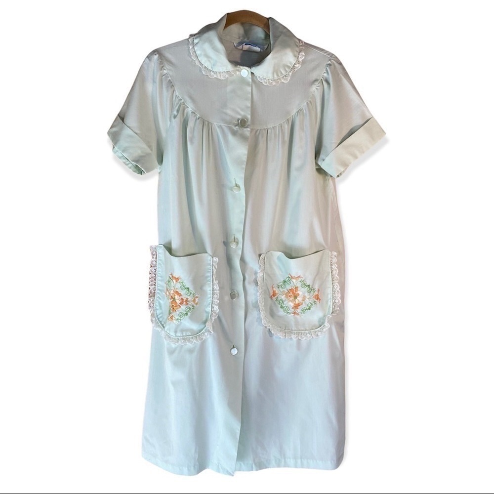 Vintage Merville Embroidered Lace Trim Housecoat Button Front Green Size 10